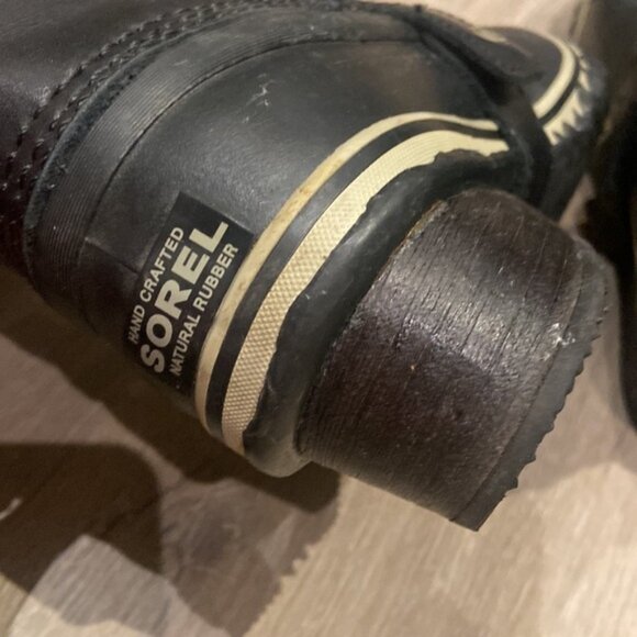 Sorel Conquest Carly Winter Boots - Picture 8 of 9